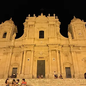 Bed & Breakfast Giulio, Noto